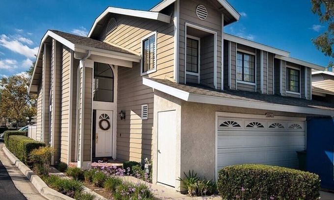 Mission Viejo Condo | Charming 3-bedroom condo with WiFi and AC in peaceful Mission Viejo