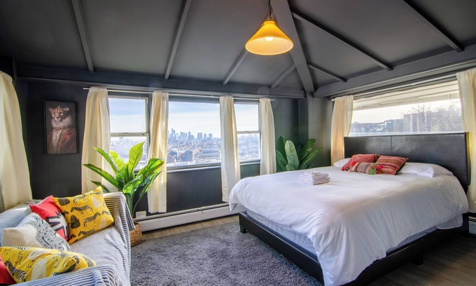 Weehawken Apartment | Charming 3-bedroom apartment