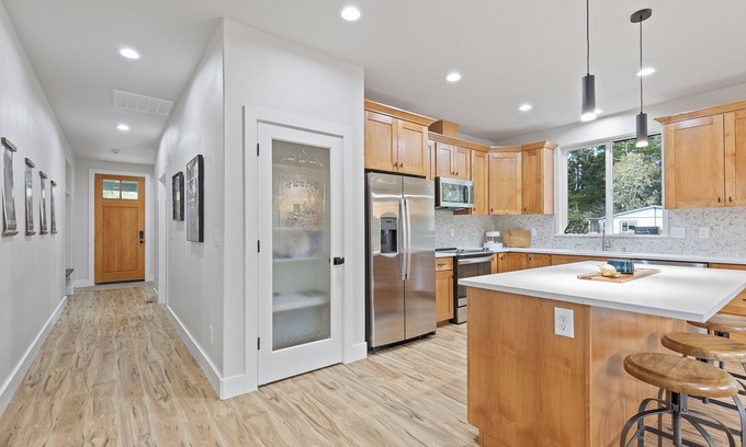 Ocean Park House | Charming 3-bedroom house with WiFi and AC in Ocean Park