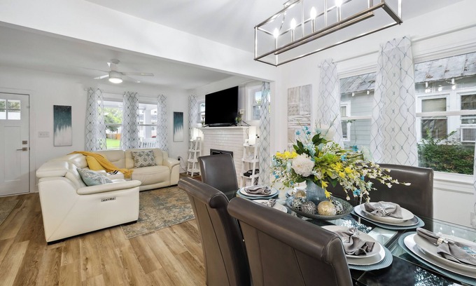 Mosby House | Charming 3-bedroom house in amazing Richmond with AC, WiFi!