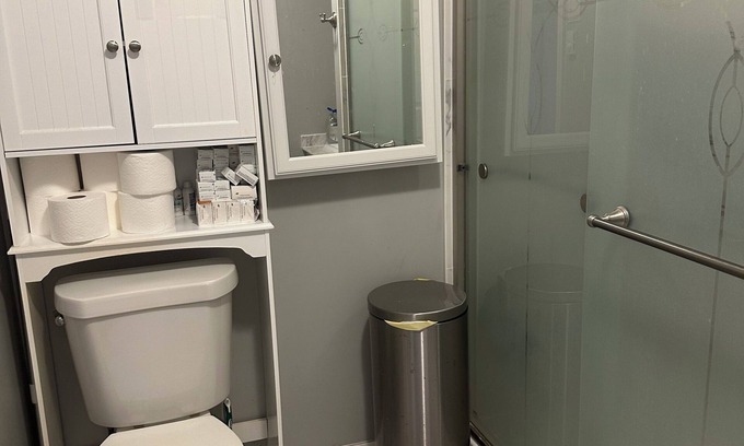 Buffalo House | Charming 3-bedroom house with AC and WiFi in beautiful Buffalo