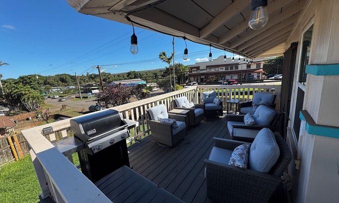 Waialee House | Charming 3-bedroom house in Haleiwa with AC, WiFi. Family friendly. Parking.
