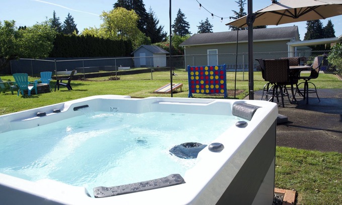 South End House | Charming 3-Bedroom House Rental in Tacoma, WA - Cozy Comfort, Convenient Living