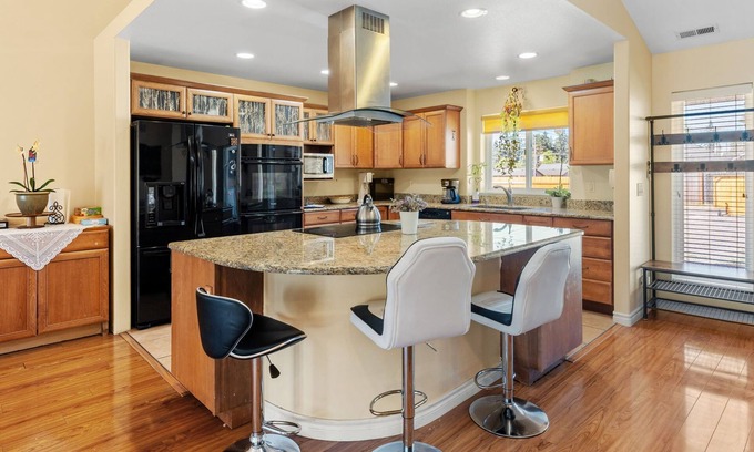 South Tacoma House | Charming 3-bedroom house in Tacoma near Tacoma dome