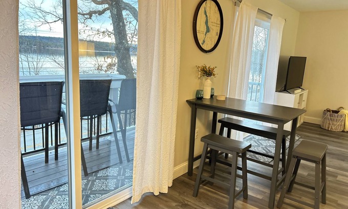 Winnisquam House | Charming 3-bedroom house on Winnisquam Lake,
