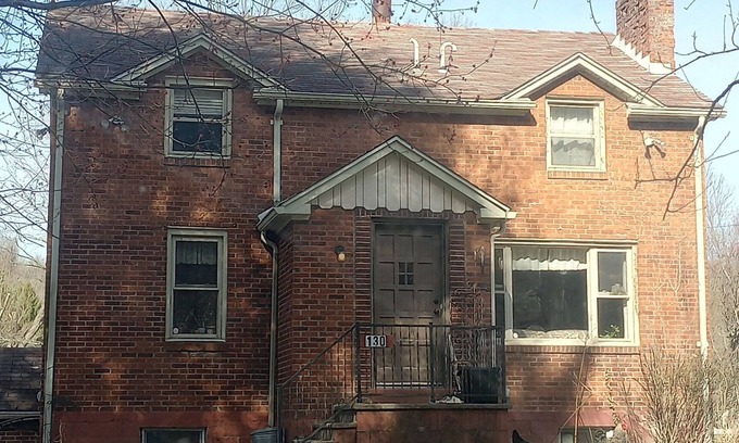 Plum House | Charming 3-bedroom house in Verona, 2 miles at Oakmont U.S Open 2025