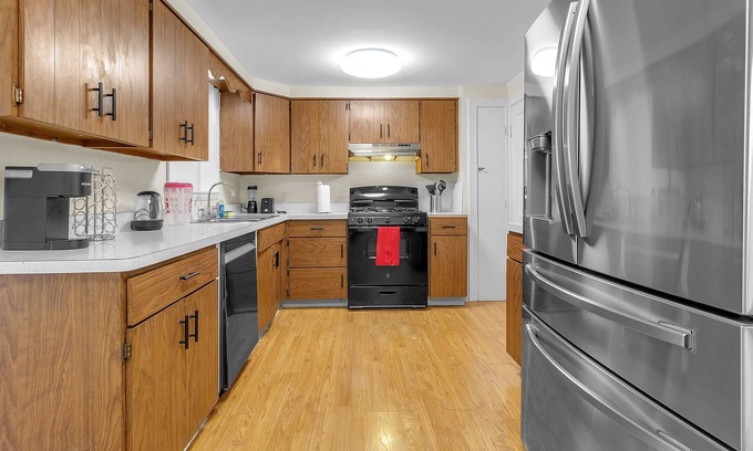 Lancaster House | Charming 3-bedroom house with WiFi, AC in fabulous Bowmansville