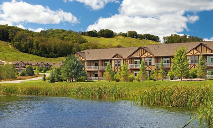 Boyne Falls Resort | Charming 3-bedroom resort with WiFi, fitness room in enchanting Boyne Falls