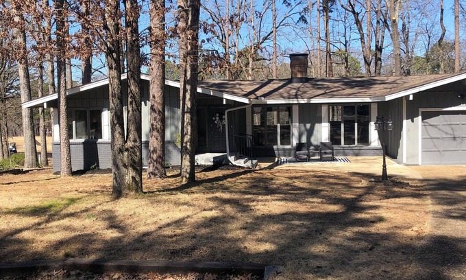 Hot Springs Village House | Charming 3-bedroom house on golf course in Hot Springs Village