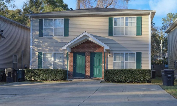 Tallahassee House | Charming 3-bedroom townhome with WiFi and AC in superb Tallahassee