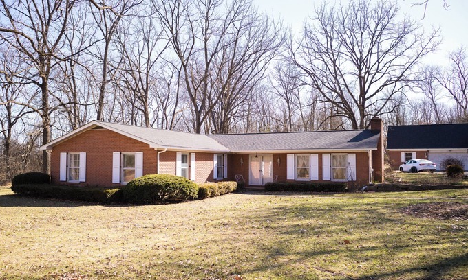 Shenandoah Junction House | Charming 3-bedroom house with hot tub near Shepherdstown & Harpers Ferry