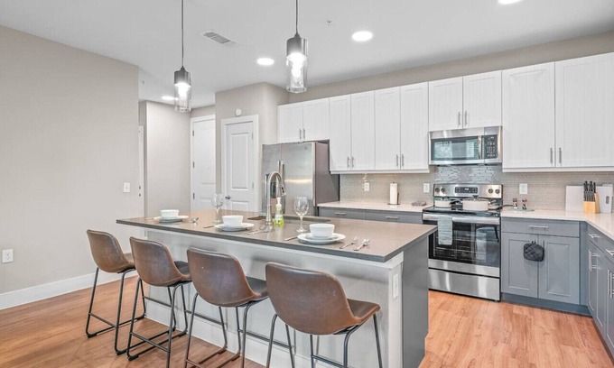Fort Worth Apartment | Charming 3BD/2BA with Beautiful Pool in Fort Worth