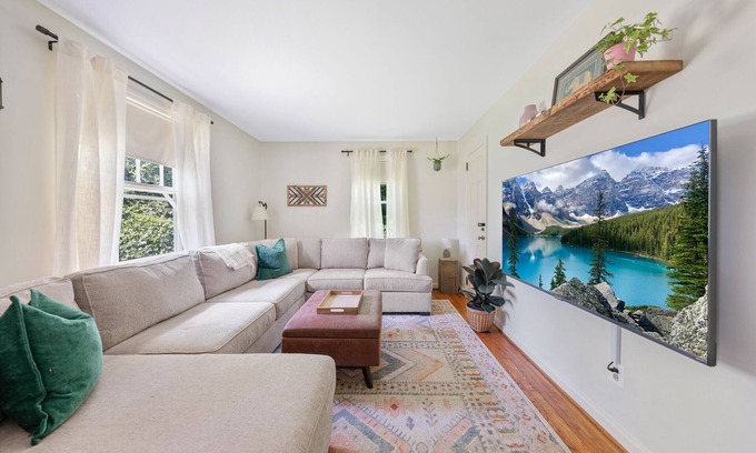 Pine Plains House | Charming 3BR 2BA Oversized Cape with Mountain Views!