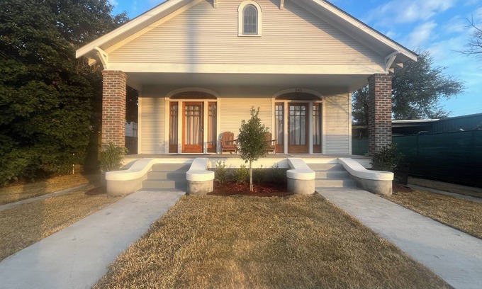 Arabi House | Charming 4-bedroom house with WiFi and AC close to French Quarter
