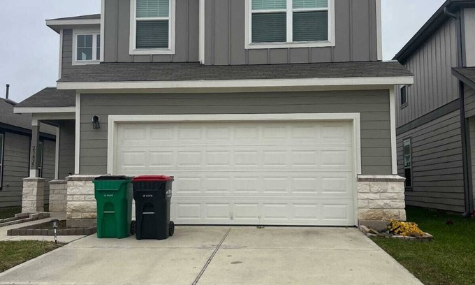 Spring House | Charming 4-bedroom house with WiFi and AC in wonderful Spring