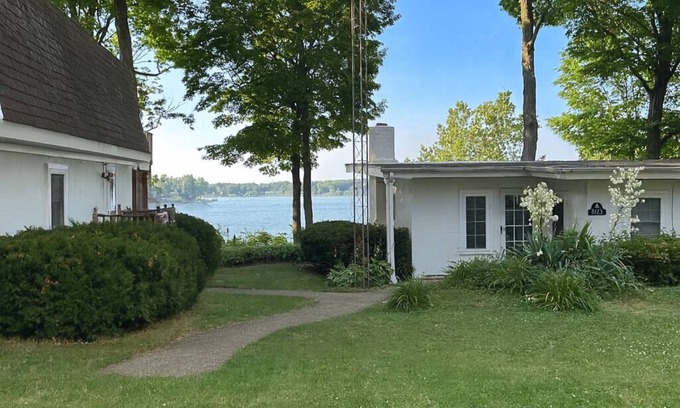 Paw Paw Lake House | Charming 4-bedroom with views of Paw Paw Lake. Sleeps up to 10.