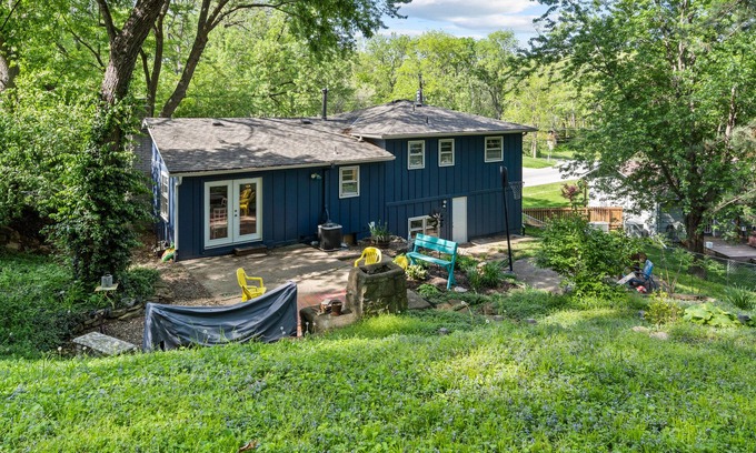 Liberty House | Charming 4BR Getaway: Family Luxury MOLISP1467
