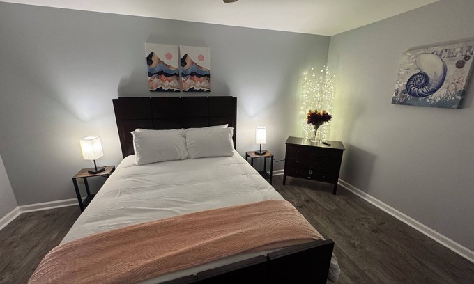 Cliftondale House | Charming 4BR Urban Oasis Near Airport, Downtown & Six Flags!