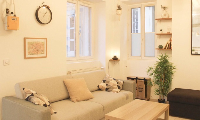 Quartier de la Chapelle Apartment | Charming 4p apartment in the heart of the 18th