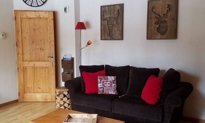 Samoens Apartment | Charming 5-person apartment in Samoëns