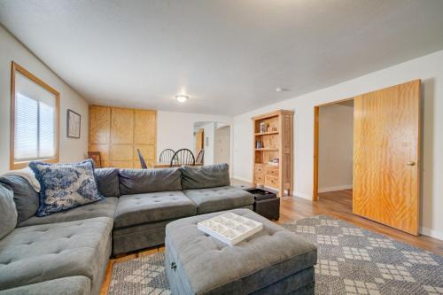 Bozeman Apartment | Charming and cozy downtown Bozeman 3 bedroom condo Walk to dinner and drinks