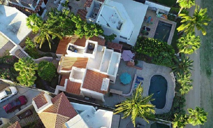 Campo de Golf Fonatur House | Charming and quaint hacienda style villa on 7th hole Vidanta Golf Course.