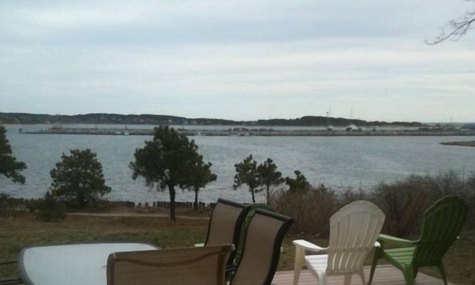Wellfleet House | Charming antique waterfront home overlooking wellfleet harbor