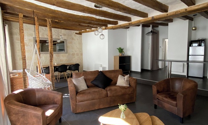 Azay-le-Rideau Apartment | Charming apartment L'écrin du Castel 3* classified
