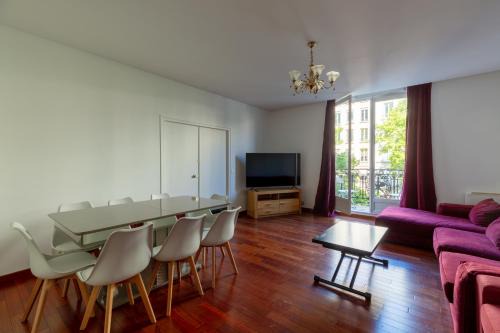 La Celle-sous-Gouzon Apartment | Charming Apartment - Arc de Triomphe