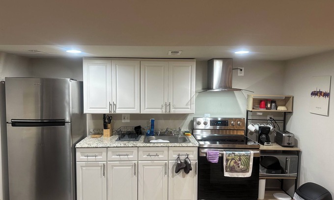 Trinidad Apartment | Charming apartment in tranquil Washington with WiFi, AC