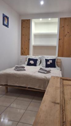 La Redorte Apartment | Charming Apartment in La Redorte