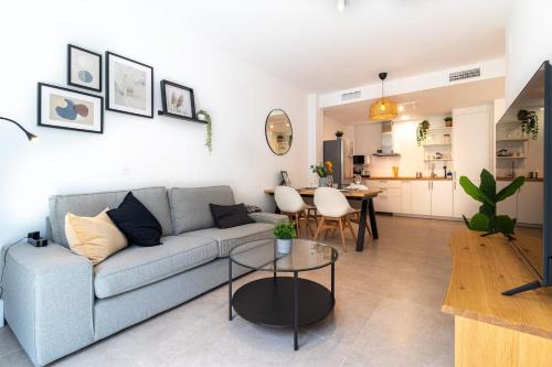 Perchel Sur Apartment | Charming Apartment In The Heart Of Mlaga