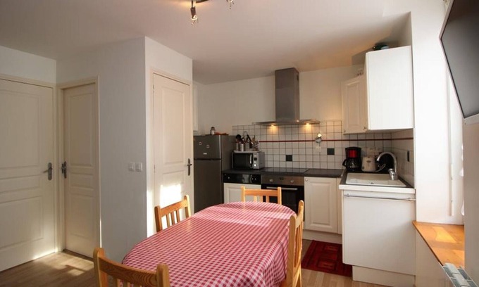 Mont-Dore Apartment | Charming Apartment near Mont-Dore Center with Modern Amenities and Free Wifi