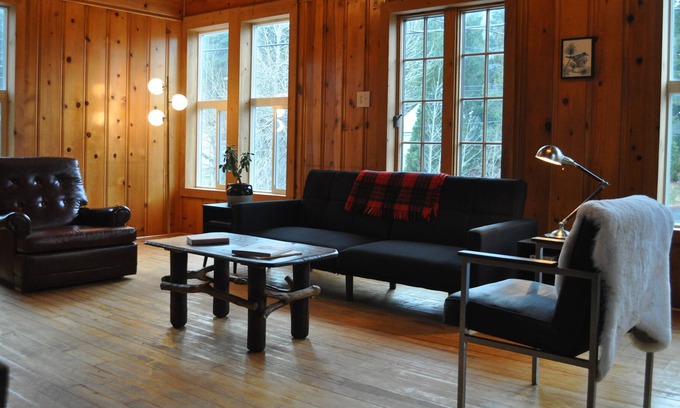 Sierraville Apartment | Charming apartment in small mountain town, 2 miles from hot springs!