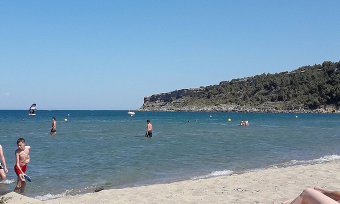 La Franqui House | Charming apartment with private terrace, 800 m from the sea, ideal for families.