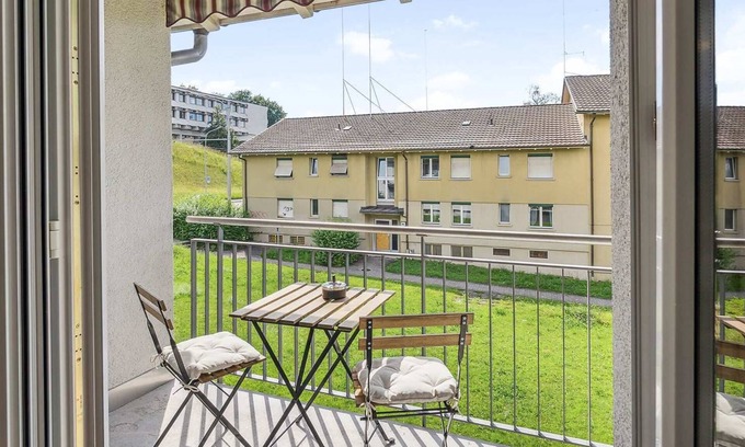Center Apartment | Charming Apt 25 Mins from City Center