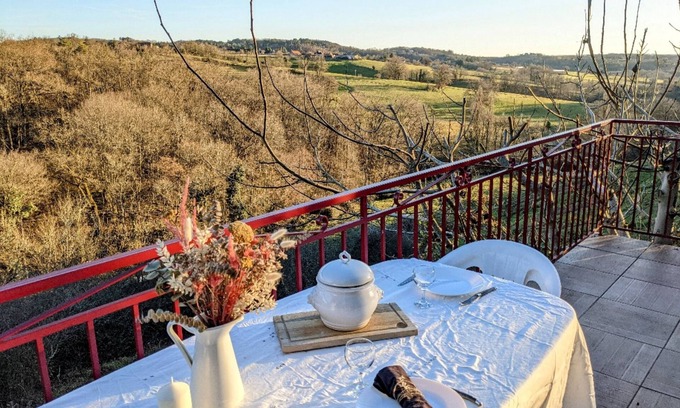 Vegennes House | Charming barn in the countryside. A rare panorama.