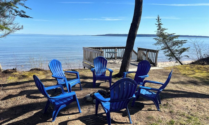 Brimley Cabin | Charming Brimley Escape with Sauna & Spectacular beach with Lake Superior Views!