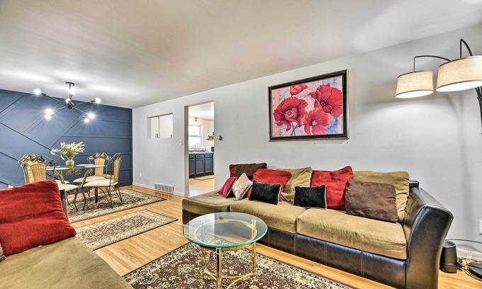 North Buffalo Apartment | Charming Buffalo Apt: 18 Mi to Niagara Falls!