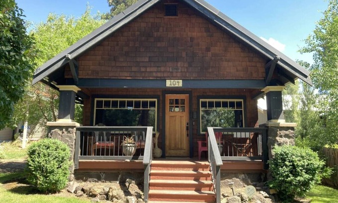 Old Bend House | Charming Bungalow in Walkable Old Bend