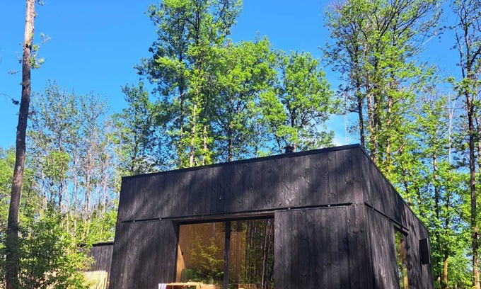 Sainte-Foy-de-Longas Ski Chalet | Charming chalet in Sainte-Foy-de-Longas nestled in a private woodland forest