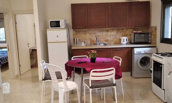 Haifa Apartment | charming, central Achuza 3 room renovated