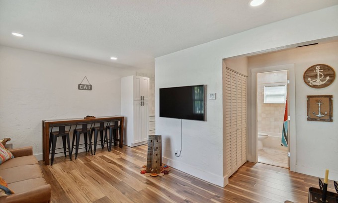 Egypt Lake-Leto House | Charming Centrally Located, 3 bedroom house!