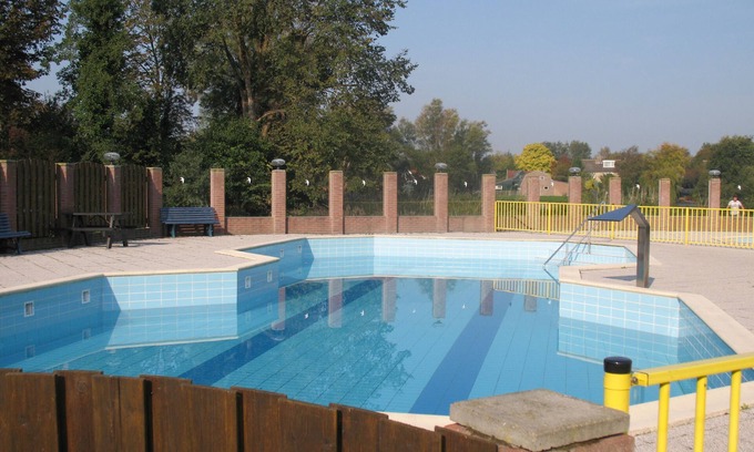 Sint Maarten Ski Chalet | Charming chalet at 5 km from the seaside, with swimming pool and playground