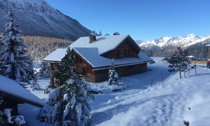 Montgenevre Ski Chalet | Charming chalet with view