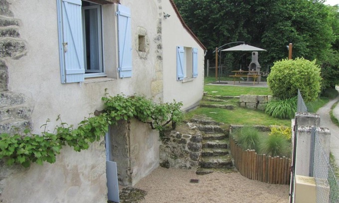 Montlouis-sur-Loire Cottage | Charming cottage near the Loire with private garden