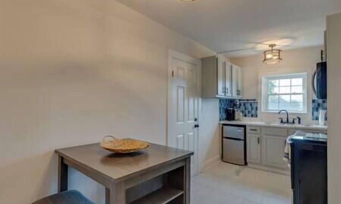 Hope Gardens Apartment | Charming Colonial - Just 2 Miles from Broadway!