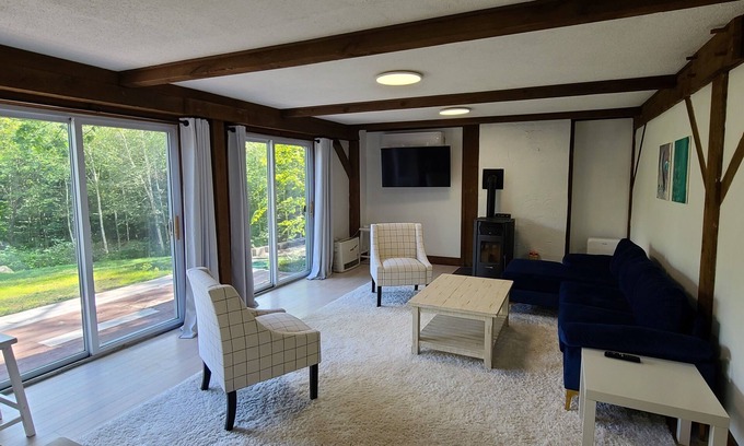 Bartlett Cottage | Charming condo in the mountains with stunning views