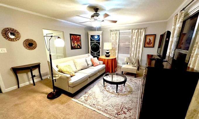 University Park Apartment | Charming Condo Near Downtown