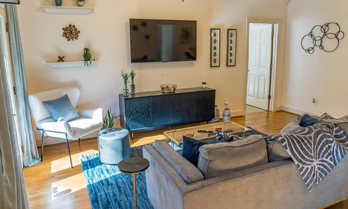 Redmont Park Condo | Charming Condo with Neighborhood Feel, Perfectly Located in Highland Park!